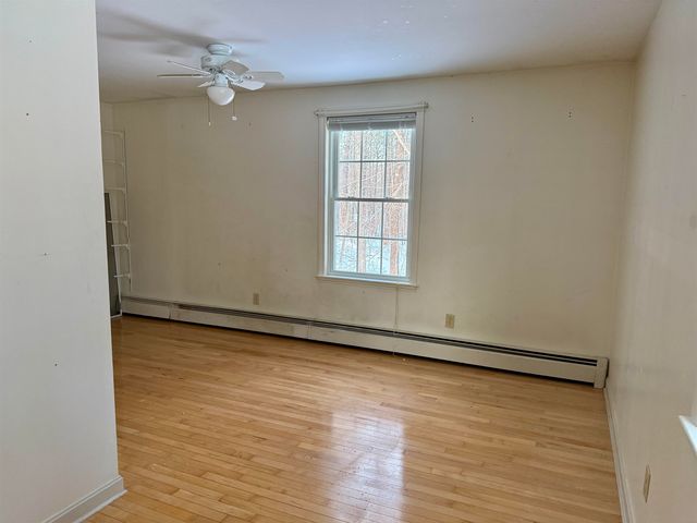 29 Quaker Lane, Barrington, NH 03825