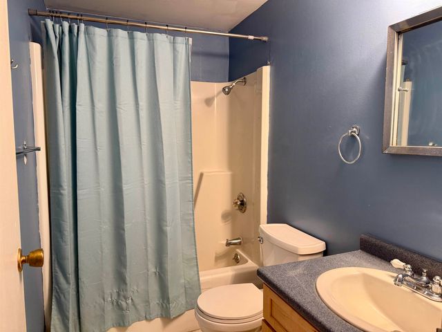 29 Quaker Lane, Barrington, NH 03825