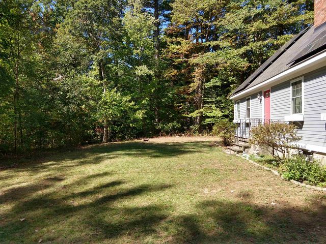 29 Quaker Lane, Barrington, NH 03825