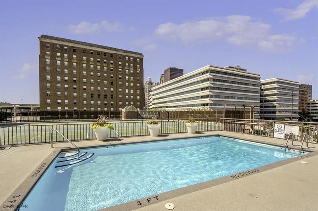 300 Walnut Street 1301, Des Moines, IA 50309