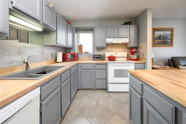 300 Walnut Street 1301, Des Moines, IA 50309