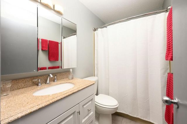 300 Walnut Street 1301, Des Moines, IA 50309