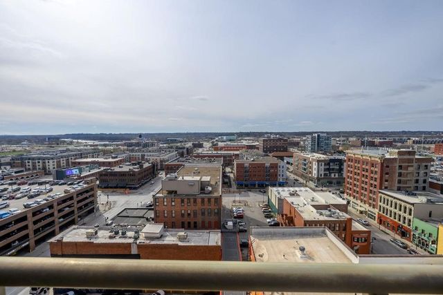 300 Walnut Street 1301, Des Moines, IA 50309