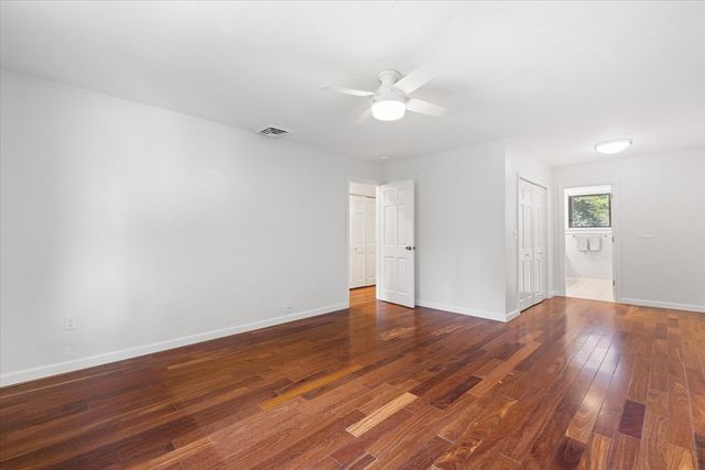 11 Cobblestone Ln 11, Worcester, MA 01606