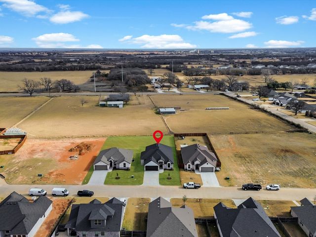 1318 Oleander Drive, Tolar, TX 76476