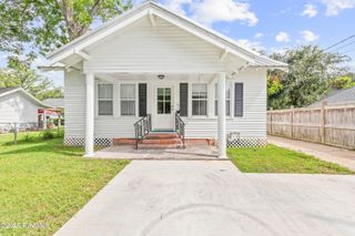705 E 4th Street, Crowley, LA 70526