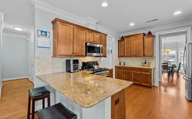 204 Jordan Ridge Way, Jamestown, NC 27282