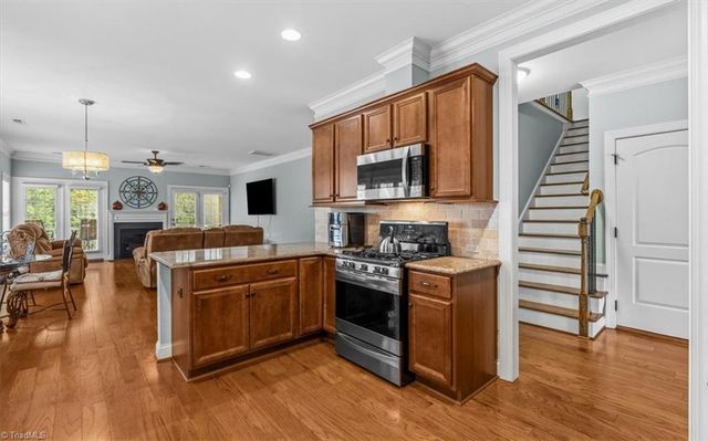 204 Jordan Ridge Way, Jamestown, NC 27282
