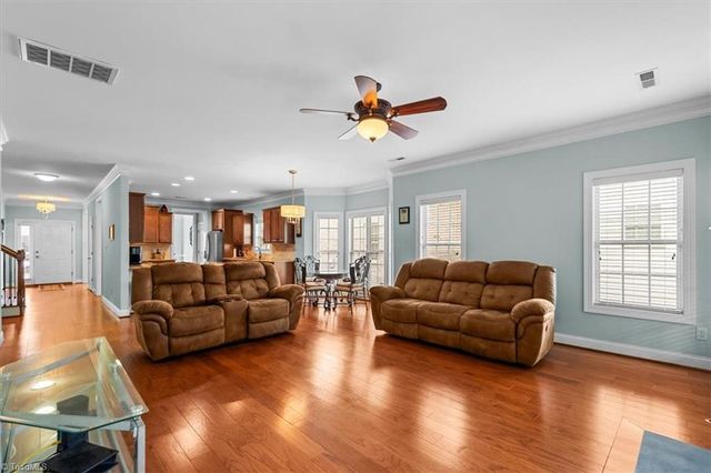 204 Jordan Ridge Way, Jamestown, NC 27282