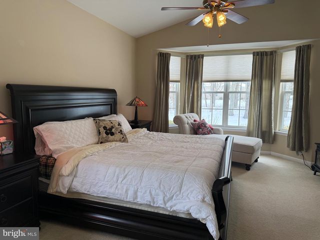 100 HYANNIS, Galloway, NJ 08205