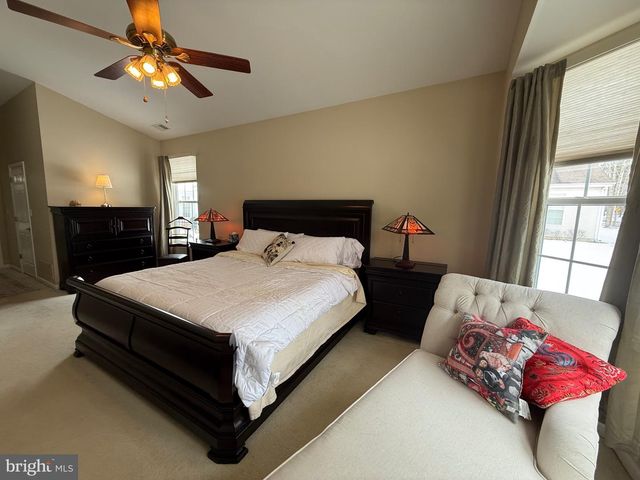 100 HYANNIS, Galloway, NJ 08205