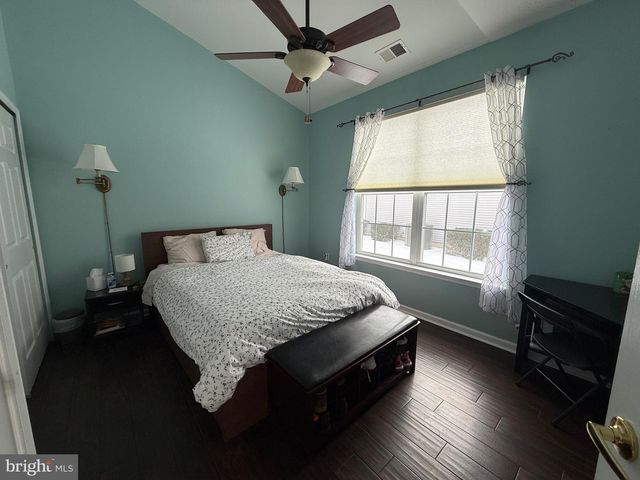 100 HYANNIS, Galloway, NJ 08205