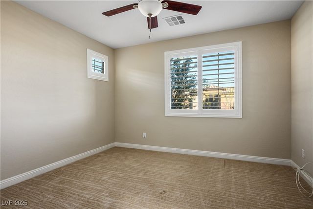 8243 Twin Rock Court, Las Vegas, NV 89113