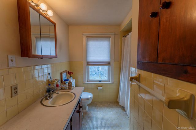 44 Wickham Avenue, Goshen, NY 10924