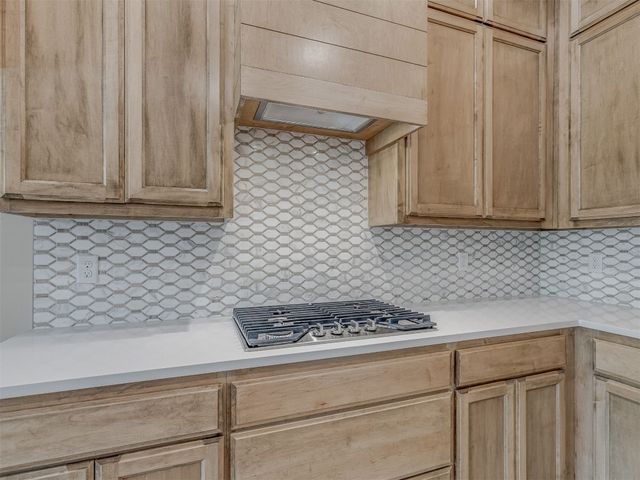10200 Gentry Crossing, Oklahoma City, OK 73169