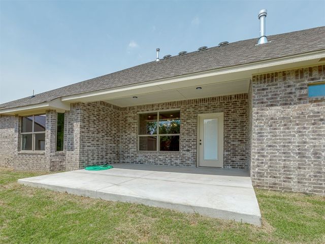 10200 Gentry Crossing, Oklahoma City, OK 73169