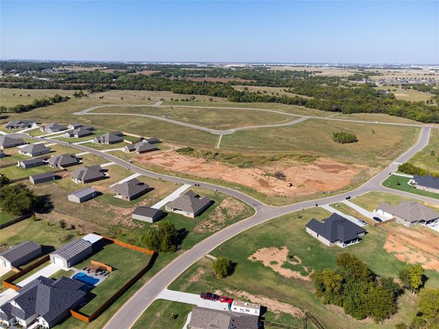 10200 Gentry Crossing, Oklahoma City, OK 73169