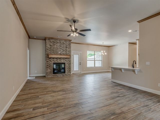 10200 Gentry Crossing, Oklahoma City, OK 73169