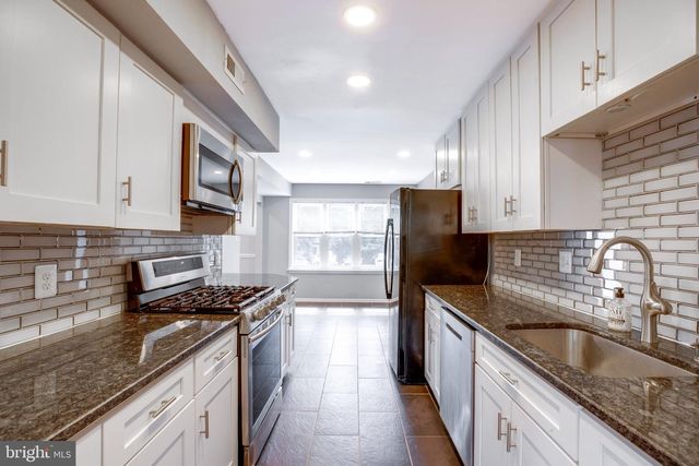 5117 OVERLOOK PARK, Annandale, VA 22003