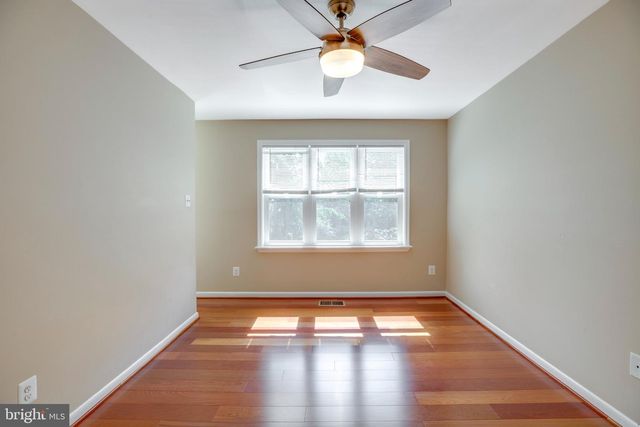 5117 OVERLOOK PARK, Annandale, VA 22003