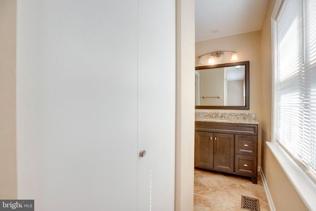 5117 OVERLOOK PARK, Annandale, VA 22003