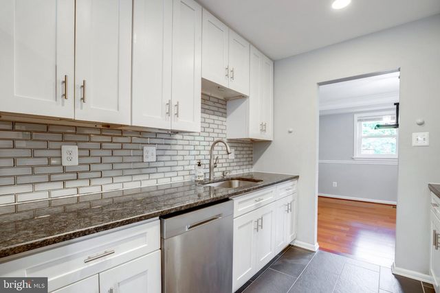 5117 OVERLOOK PARK, Annandale, VA 22003