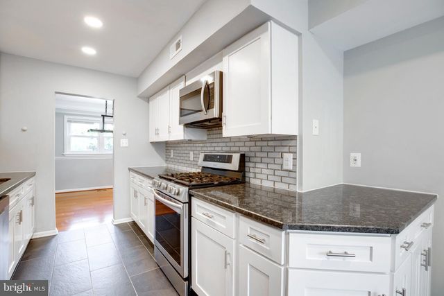 5117 OVERLOOK PARK, Annandale, VA 22003
