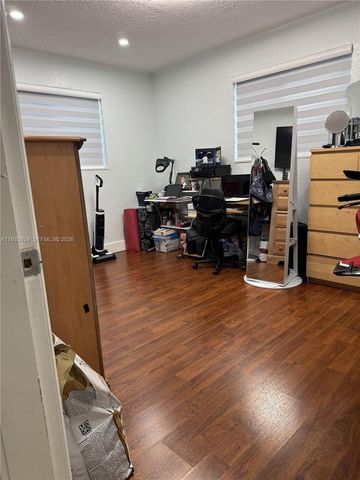 9300 SW 192nd Dr, Cutler Bay, FL 33157