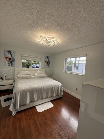 9300 SW 192nd Dr, Cutler Bay, FL 33157