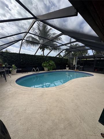 9300 SW 192nd Dr, Cutler Bay, FL 33157