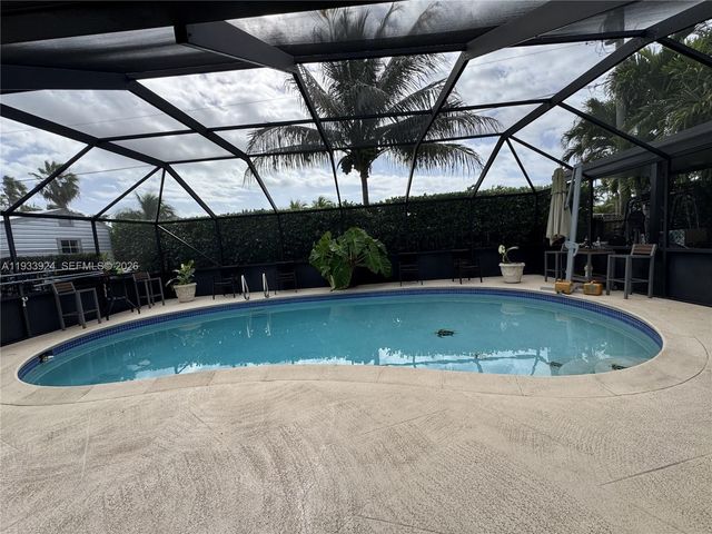 9300 SW 192nd Dr, Cutler Bay, FL 33157
