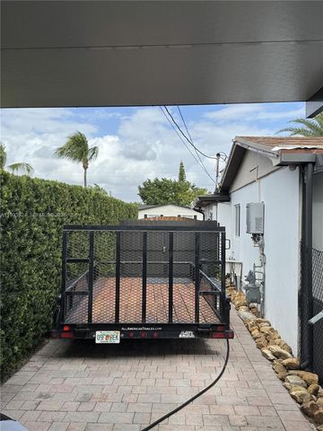 9300 SW 192nd Dr, Cutler Bay, FL 33157