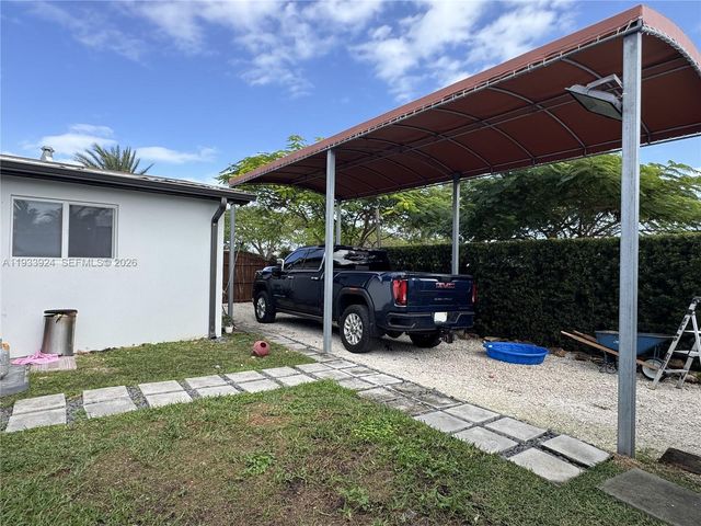 9300 SW 192nd Dr, Cutler Bay, FL 33157