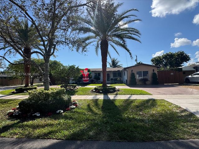 9300 SW 192nd Dr, Cutler Bay, FL 33157