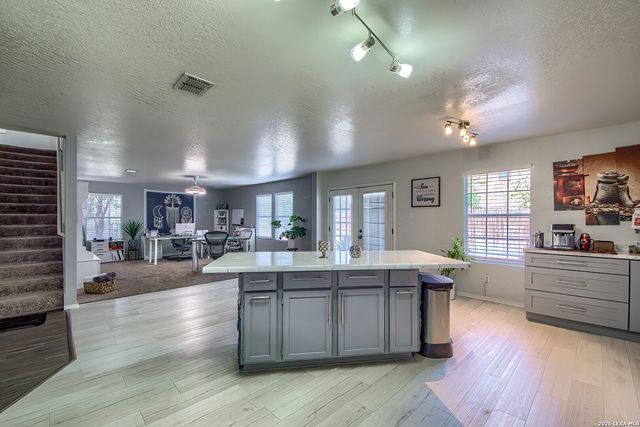 9143 Malabar Canyon, San Antonio, TX 78245