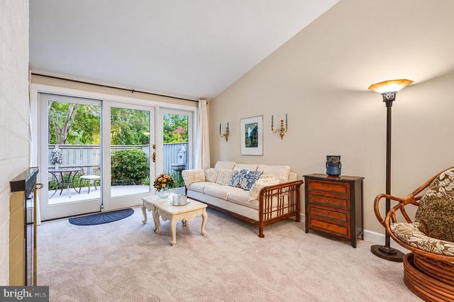 215 DEER FOX LN, Timonium, MD 21093