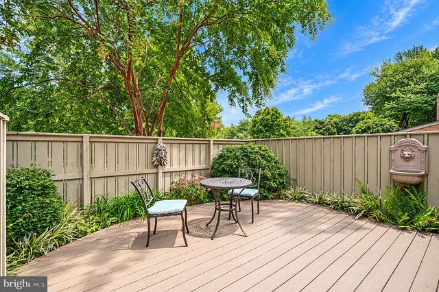 215 DEER FOX LN, Timonium, MD 21093