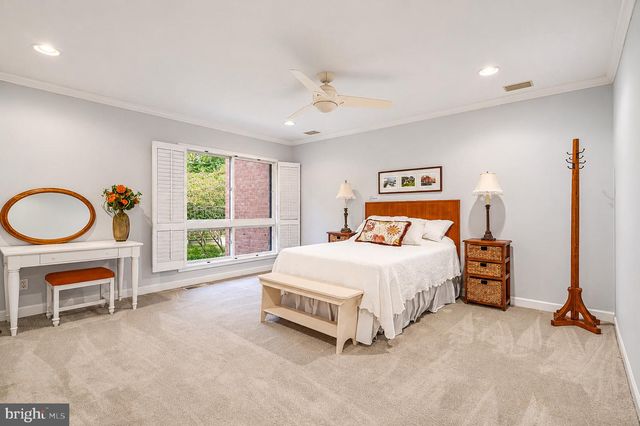 215 DEER FOX LN, Timonium, MD 21093