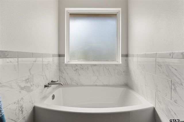 1176 Farm Road 2560, Sulphur Springs, TX 75482