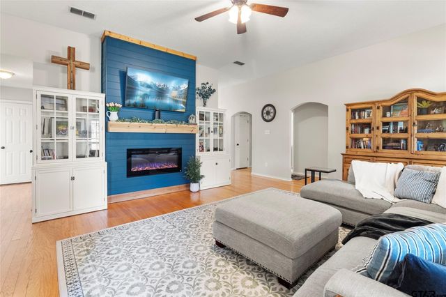 1176 Farm Road 2560, Sulphur Springs, TX 75482