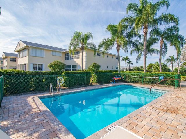 373 N Grove Isle Circle 373, Vero Beach, FL 32962