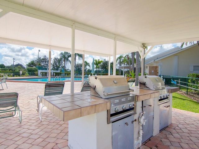 373 N Grove Isle Circle 373, Vero Beach, FL 32962