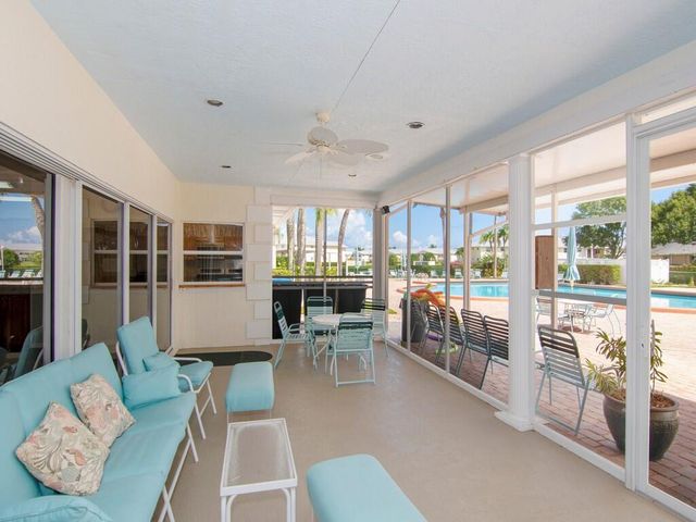 373 N Grove Isle Circle 373, Vero Beach, FL 32962