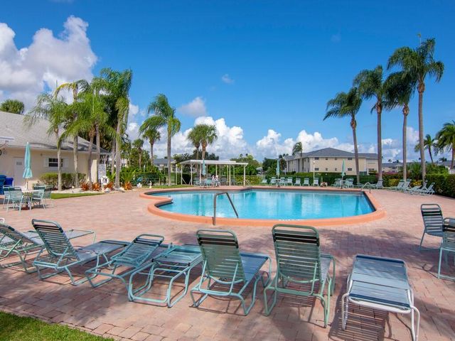 373 N Grove Isle Circle 373, Vero Beach, FL 32962