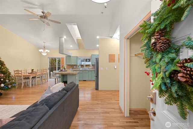 115 43rd Street, Bellingham, WA 98229