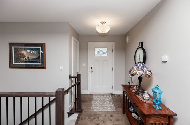 1913 Roebling Road, Adel, IA 50003
