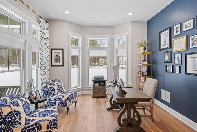 25 Cannon Royal Drive, Wilton, NY 12866