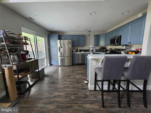15 CONGRESS CIR, Medford, NJ 08055