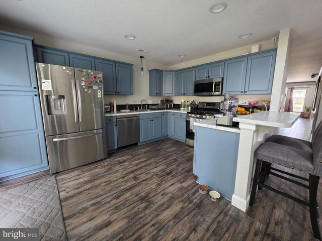 15 CONGRESS CIR, Medford, NJ 08055