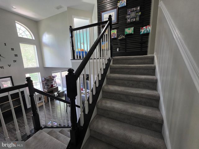 15 CONGRESS CIR, Medford, NJ 08055